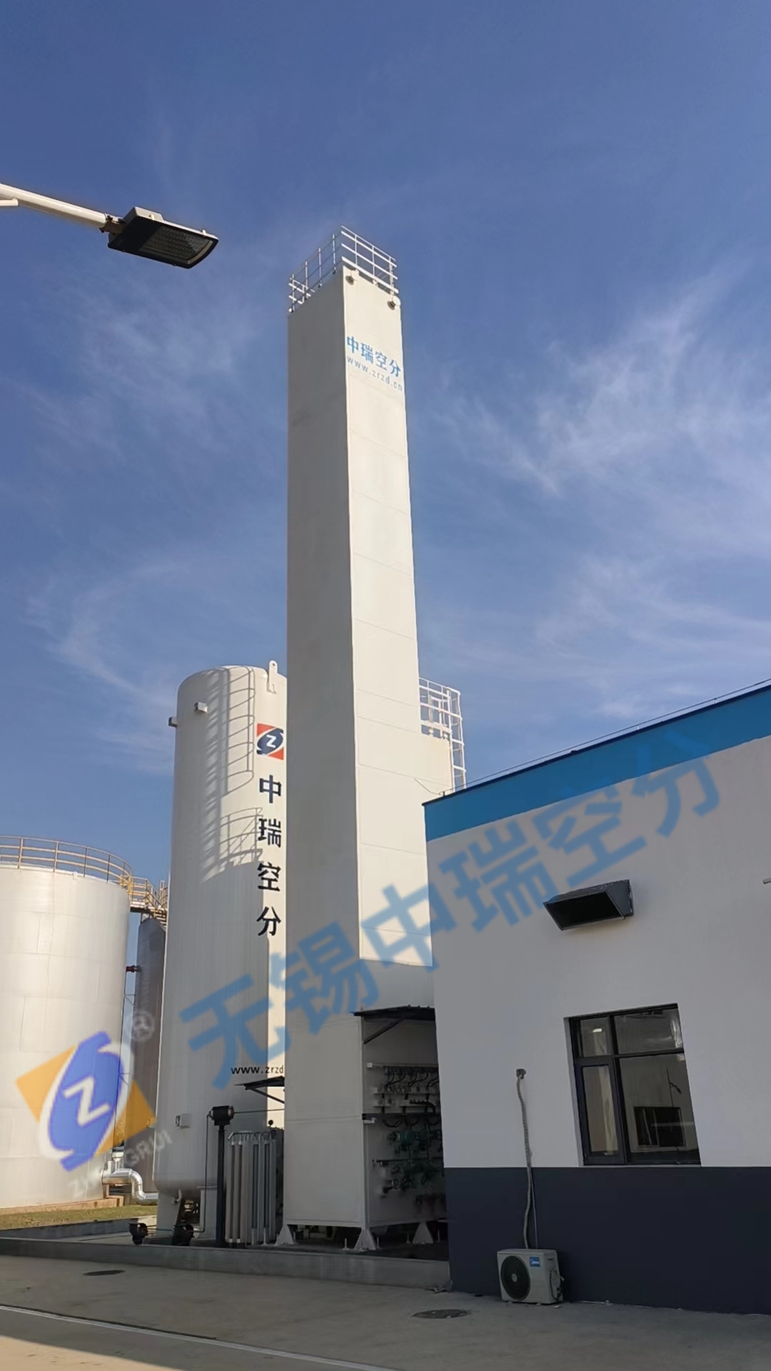 無錫中瑞空分回訪深冷空分設備，全力為客戶提供優(yōu)質售后服務